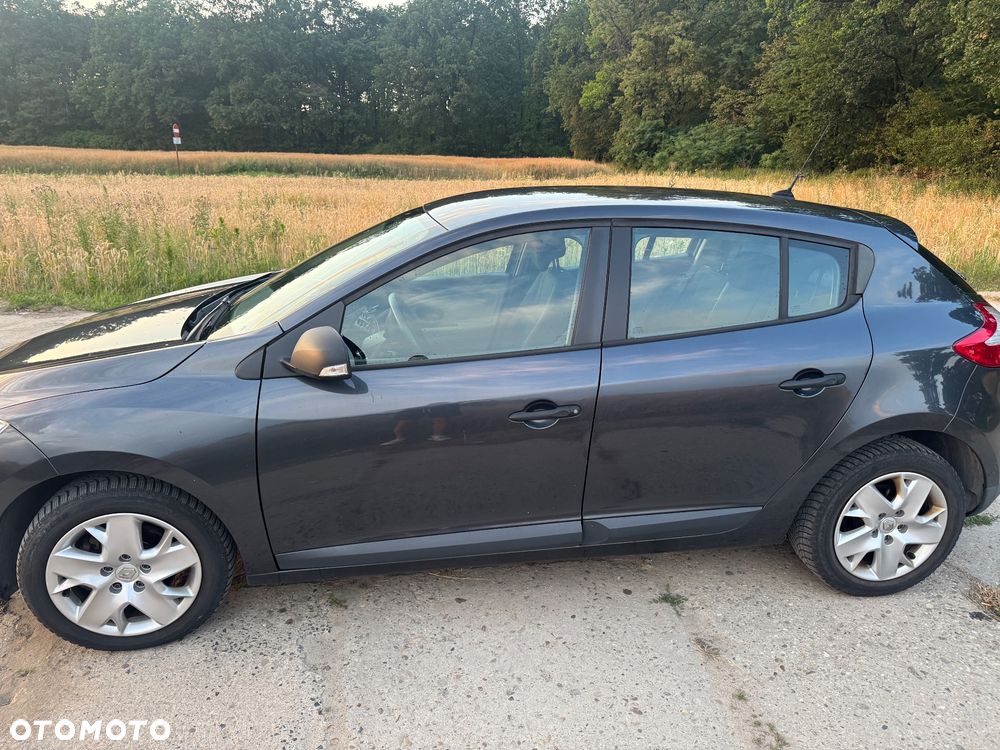 Renault Megane 1.6 16V Style Edition - 4