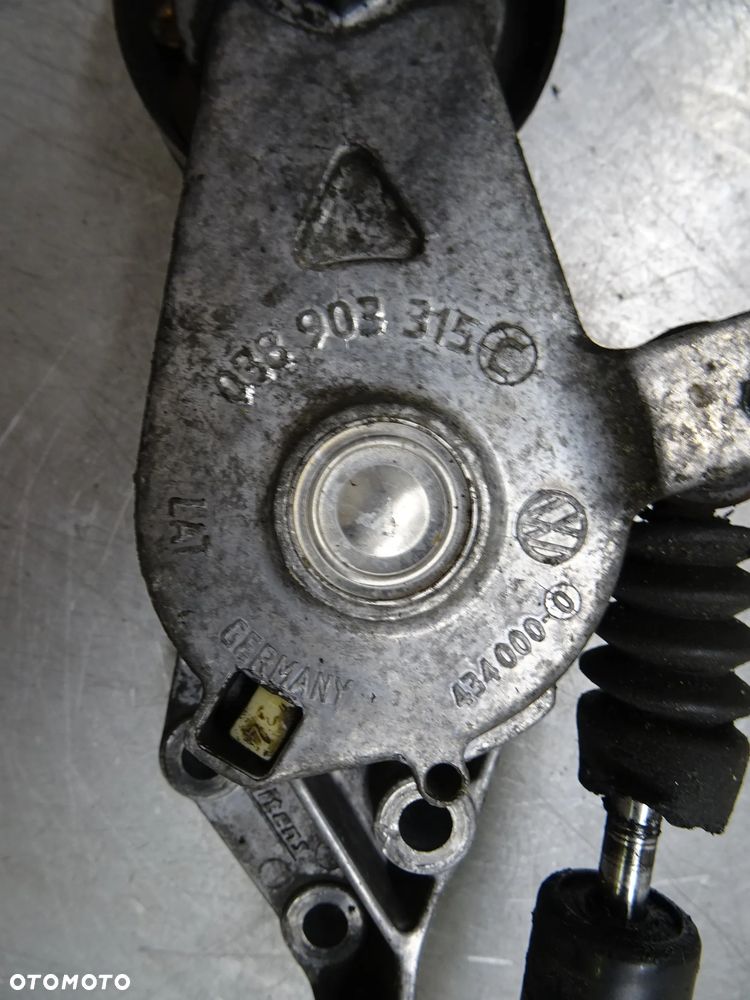 AUDI A3 8L HB 5D 96-00 NAPINACZ PASKA KLINOWEGO 038903315 - 3