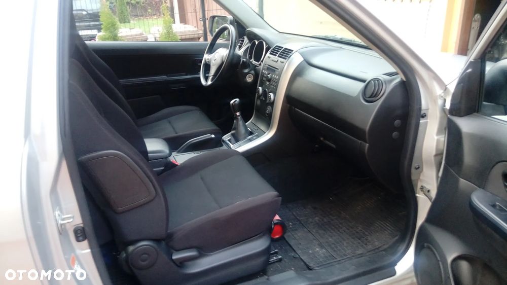 Suzuki Grand Vitara 1.6 Comfort - 6