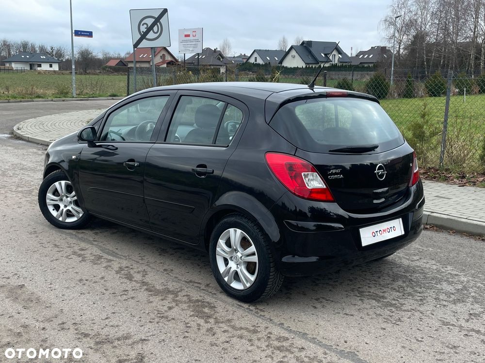 Opel Corsa 1.2 16V - 22