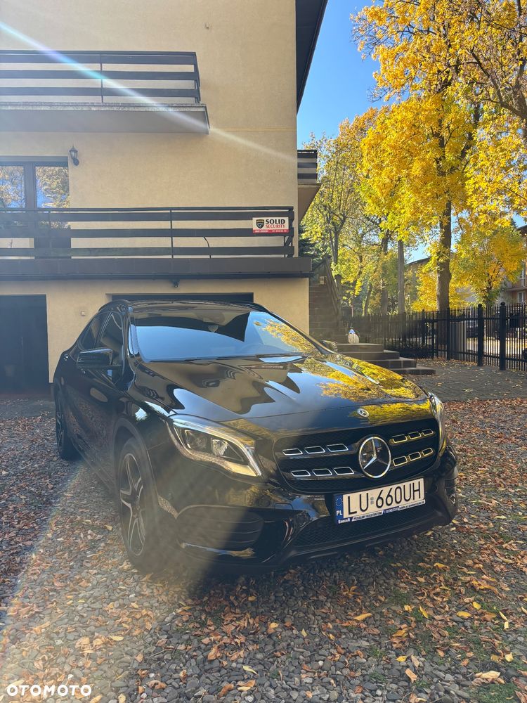 Mercedes-Benz GLA 250 4Matic 7G-DCT AMG Line - 11