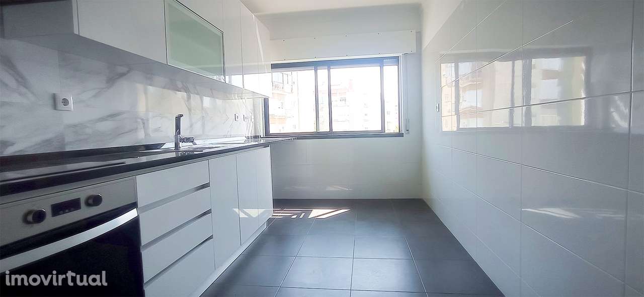 Apartamento T3 Venda em Agualva e Mira-Sintra,Sintra - Grande imagem: 3/33