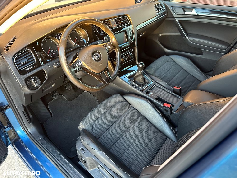 Volkswagen Golf 2.0 TDI (BlueMotion Technology) Highline - 5