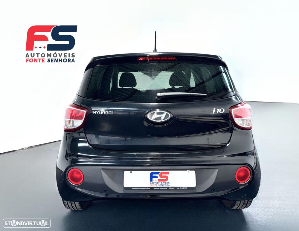 Hyundai i10 1.0 Urban GPL+Bluet. +Ctrl+Far.Nev.+Led.+Sen.Estac. - 13
