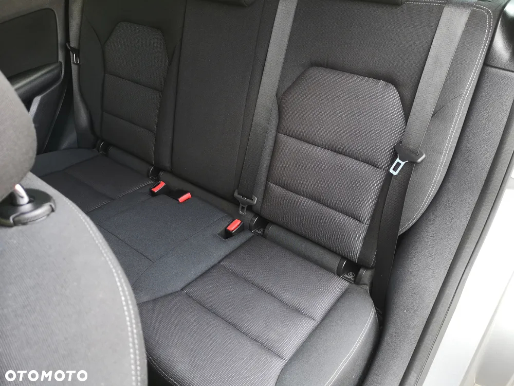 Mercedes-Benz Klasa B 180 (BlueEFFICIENCY) - 16