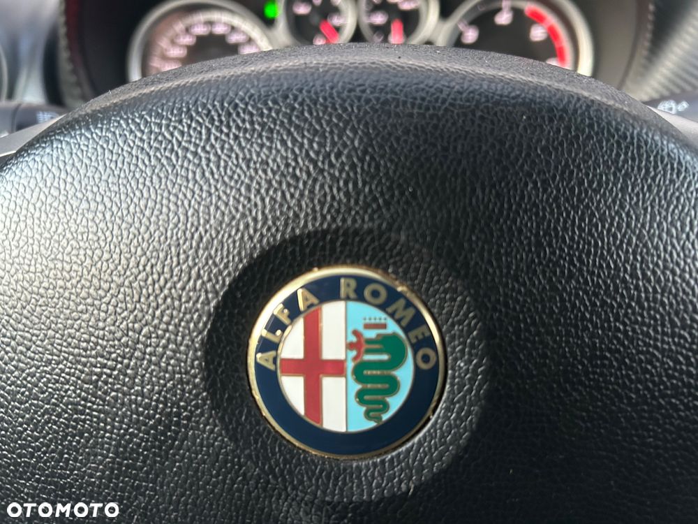 Alfa Romeo Mito 1.3 JTDM Turismo - 37