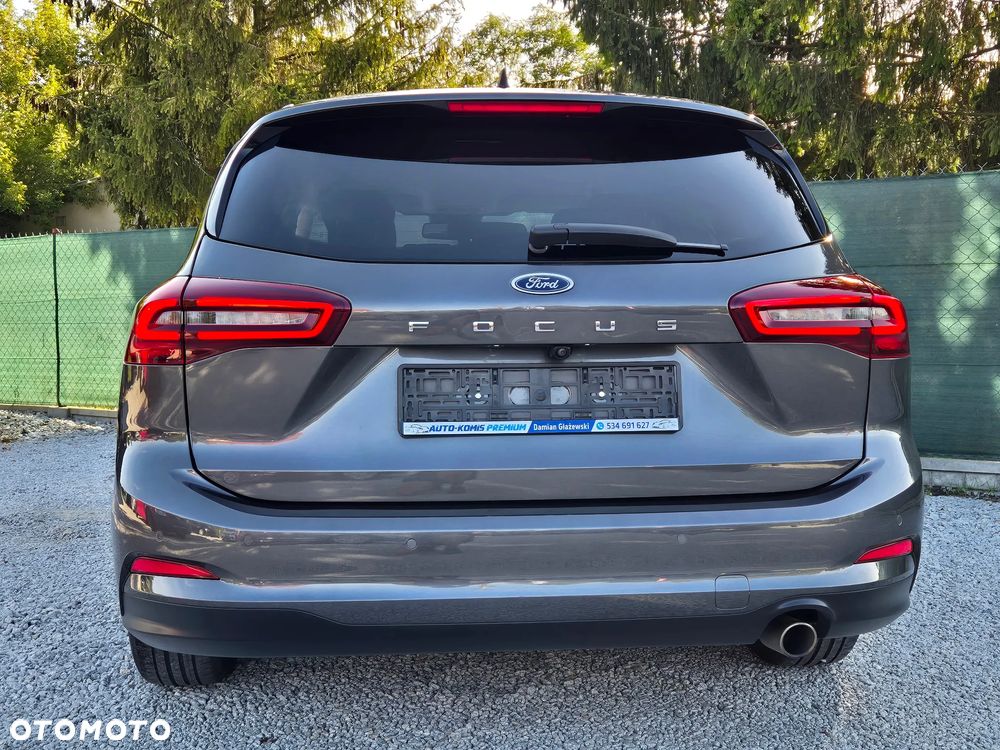 Ford Focus - 24