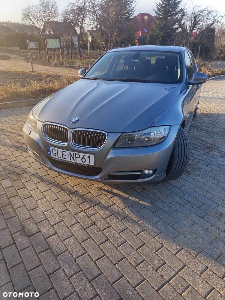 BMW Seria 3 318d - 2