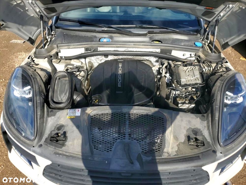 Porsche Macan - 10