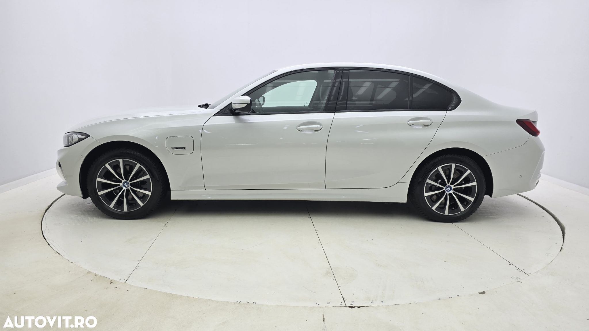 BMW Seria 3 - 9