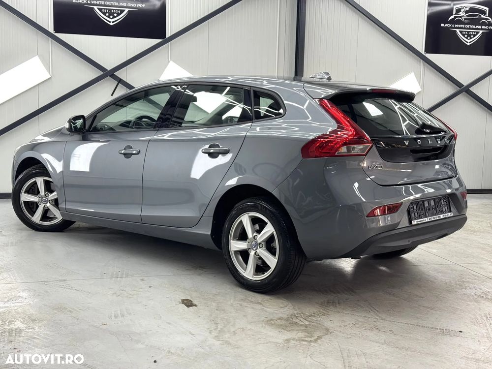 Volvo V40 D2 Geartronic Momentum - 15