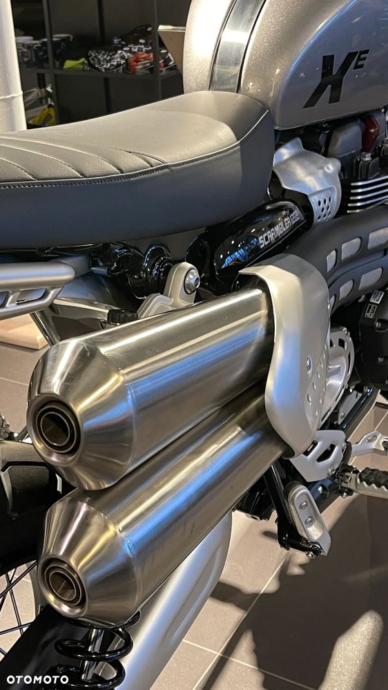 Triumph Scrambler - 12