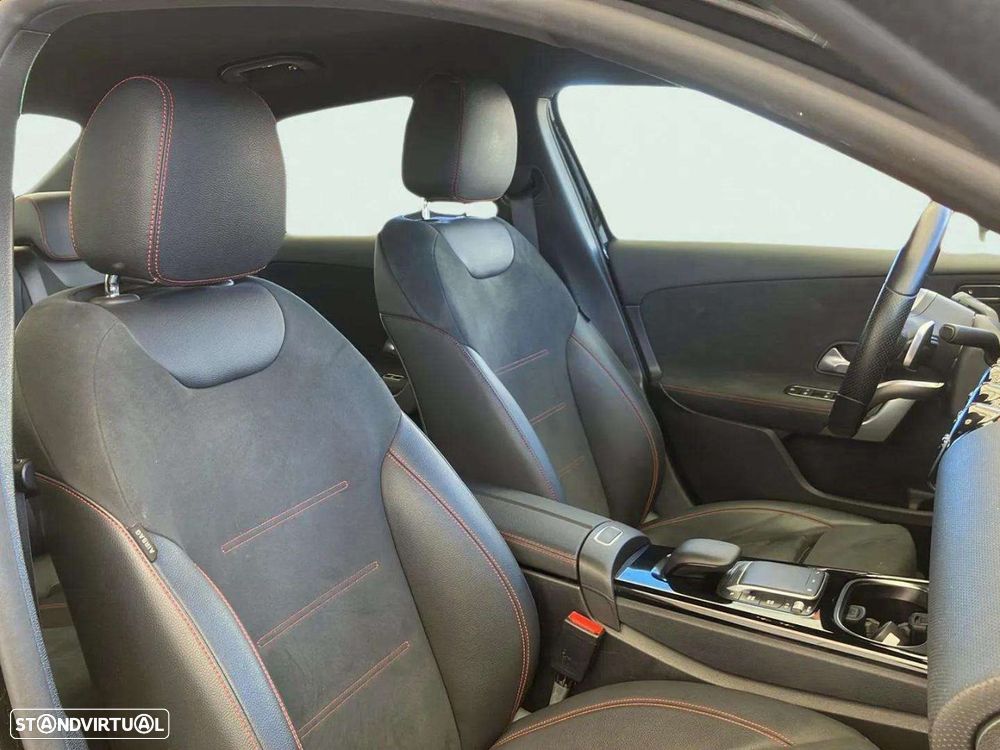 Mercedes-Benz A 250 - 13