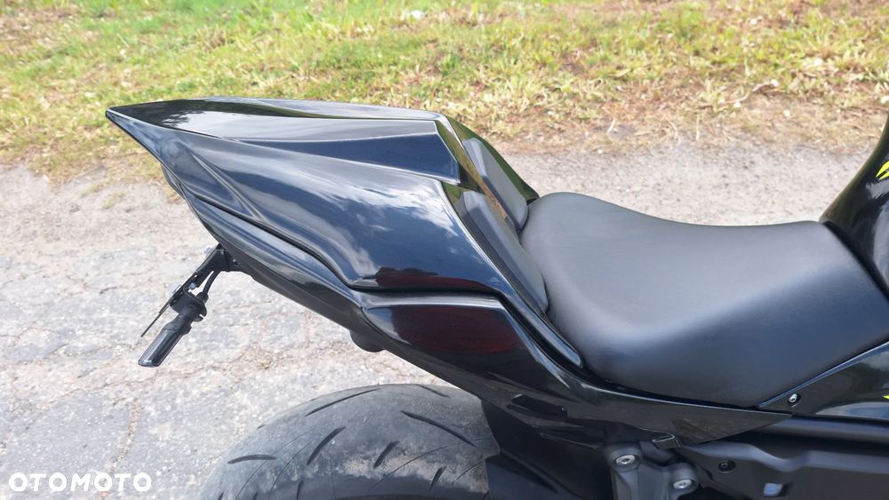 Kawasaki Ninja - 13