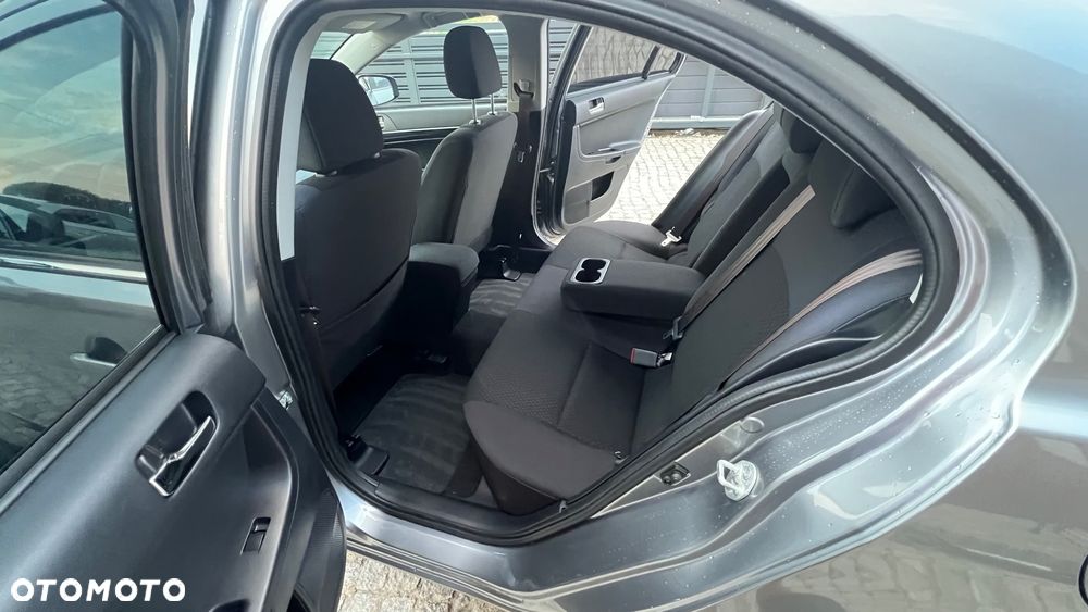 Mitsubishi Lancer Sportback 1.8 Clear Tec CVT Plus - 22