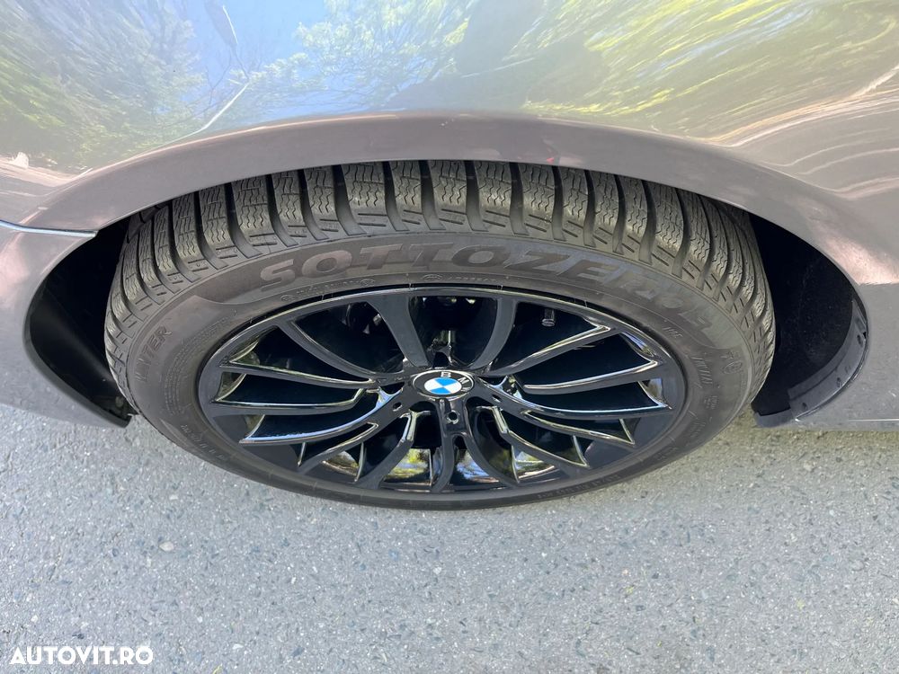 BMW Seria 5 525d xDrive Sport-Aut. Modern Line - 35