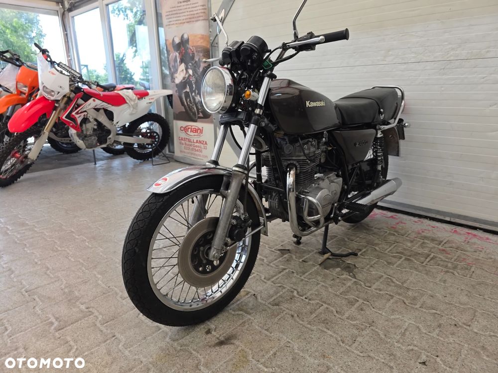 Kawasaki Z - 7