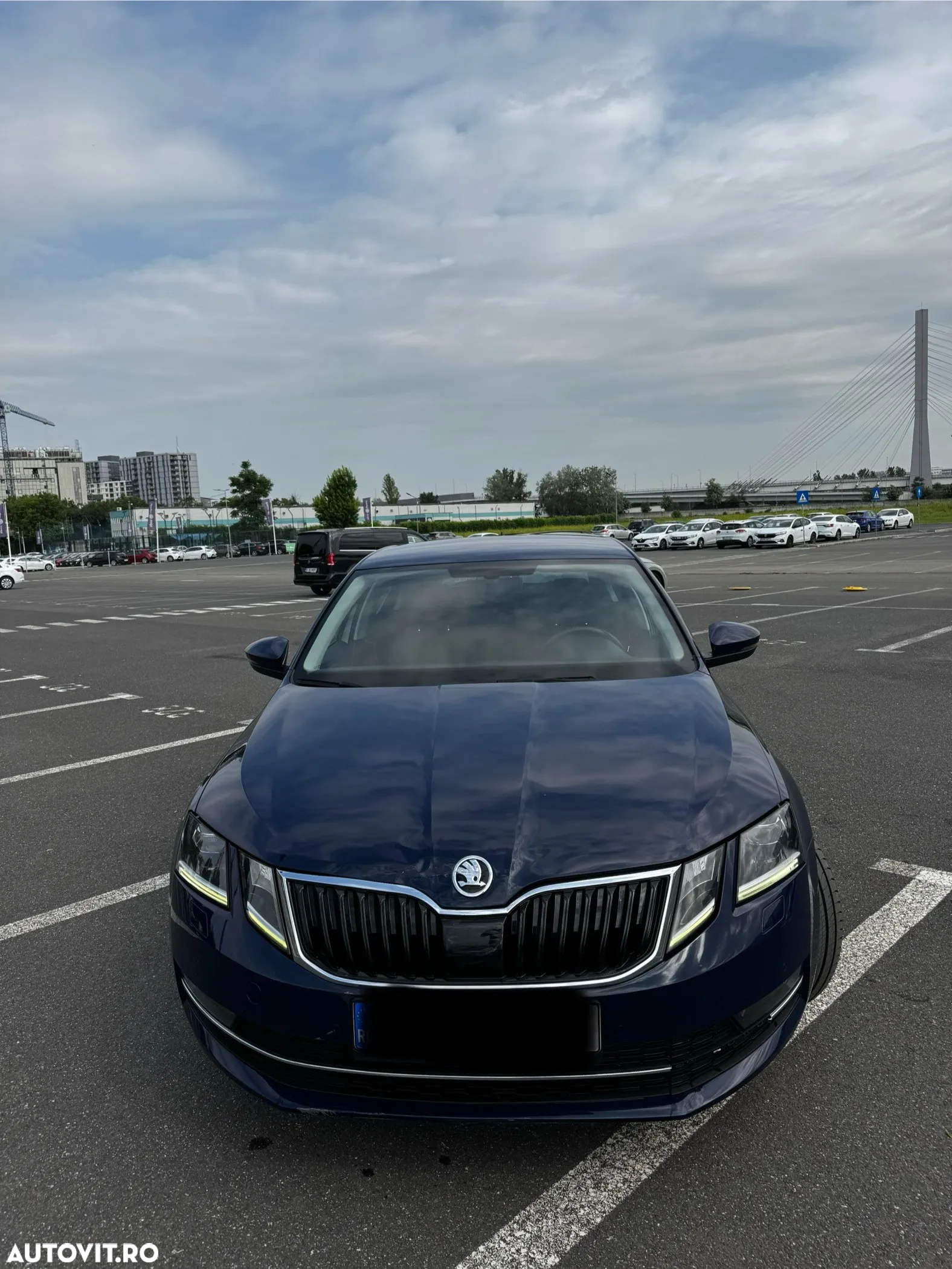 Skoda Octavia 1.6 TDI DSG Ambition - 2