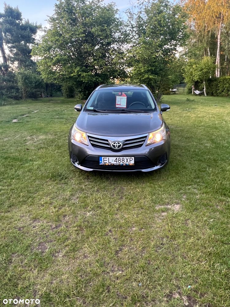 Toyota Avensis - 4