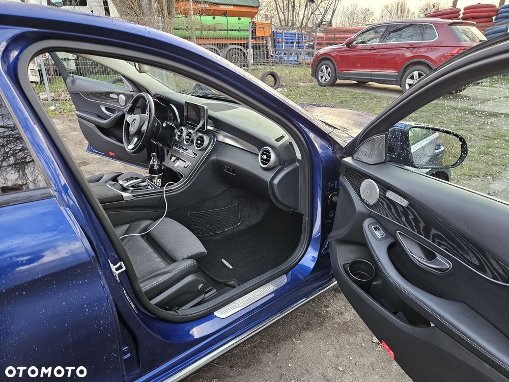 Mercedes-Benz Klasa C - 25