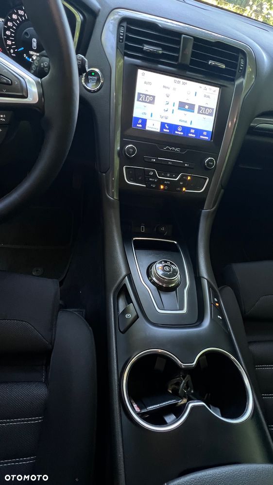 Ford Mondeo - 22