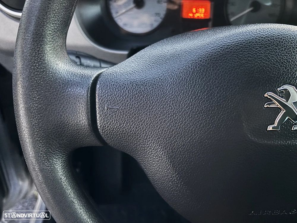 Peugeot Partner 1.6 BlueHDi Confort - 19