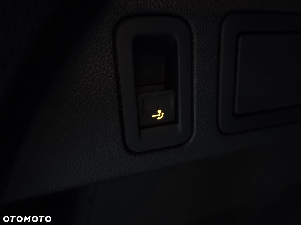 Volkswagen Tiguan 2.0 TDI SCR 4Mot R-Line DSG - 26