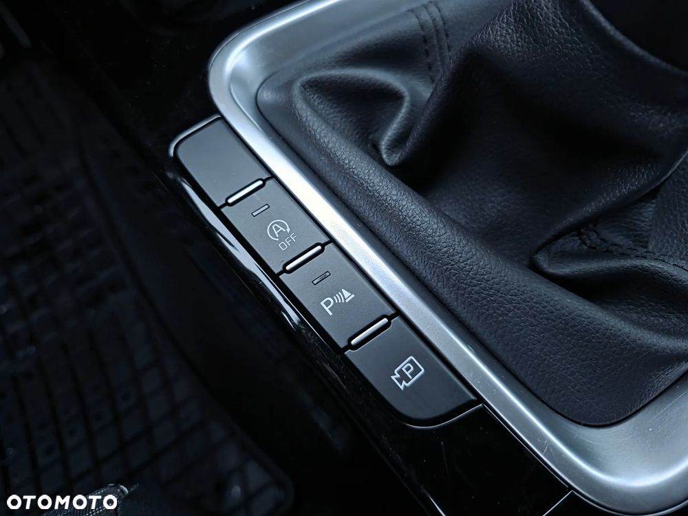 Kia Ceed 1.5 T-GDI Tribute - 30