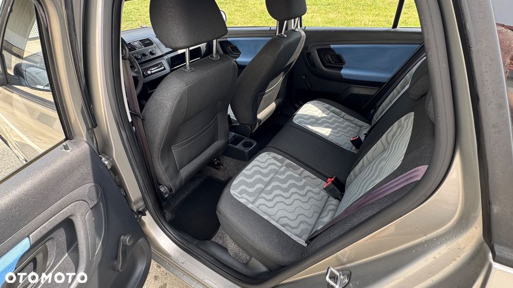 Skoda Fabia 1.2 12V Style - 9