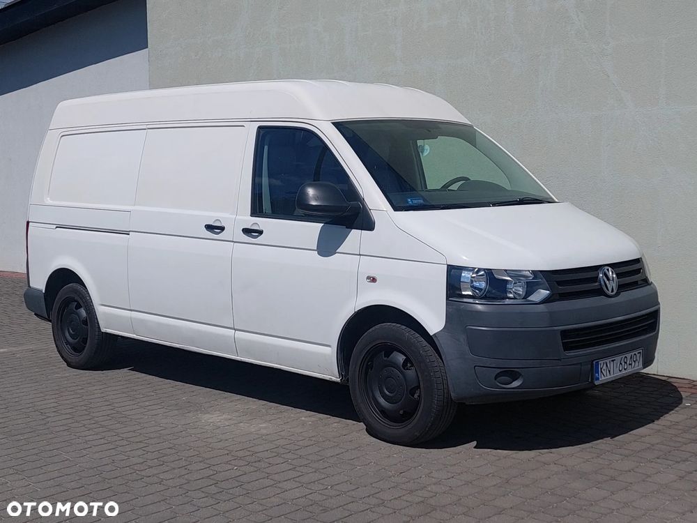 Volkswagen Transporter - 1