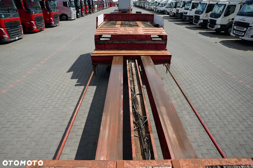 Louault / LAWETA NISKOPODWOZIOWA / ROZCIĄGANA  / 17 M / NAJAZDY HYDRAULICZNE / OŚ SKRĘTNA / 3 OSIE / - 19