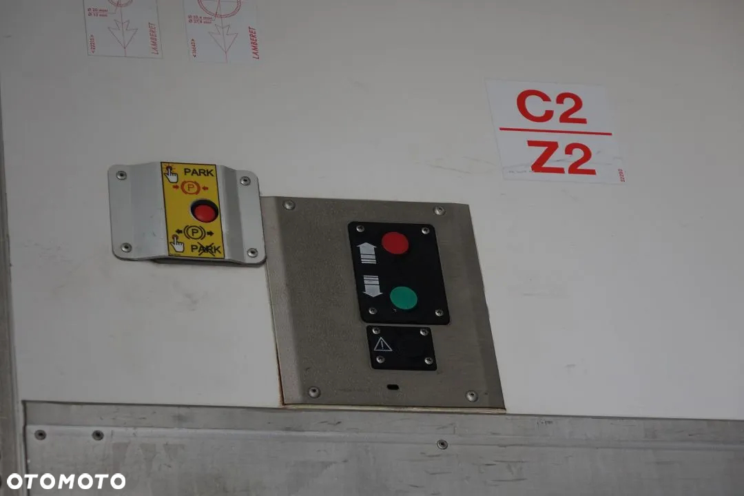 Lamberet CHŁODNIA / THERMO KING SLXe SPECTRUM 250  / BITEMPERATURA / DOPPELSTOCK / OSIE SAF / KOSZ NA KOŁO ZAPASOWE / WINDA ZAŁADUNKOWA - 28
