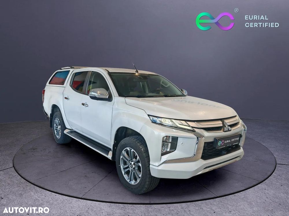 Mitsubishi L200 Double Cab 2.2 DI-D A/T Intense - 4