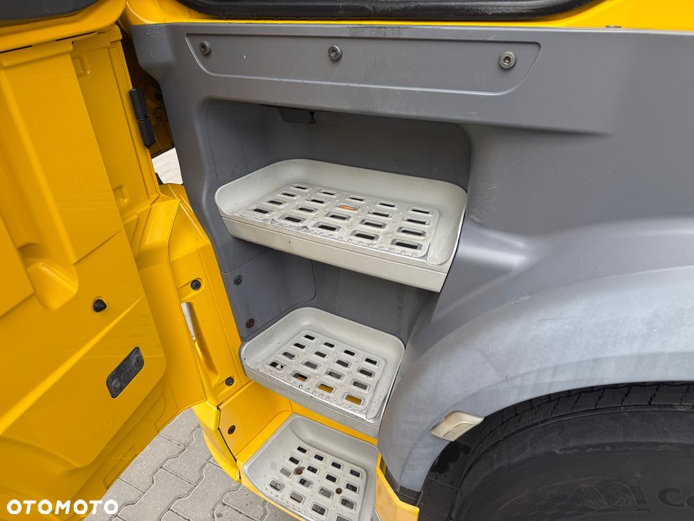 DAF 460 - 23