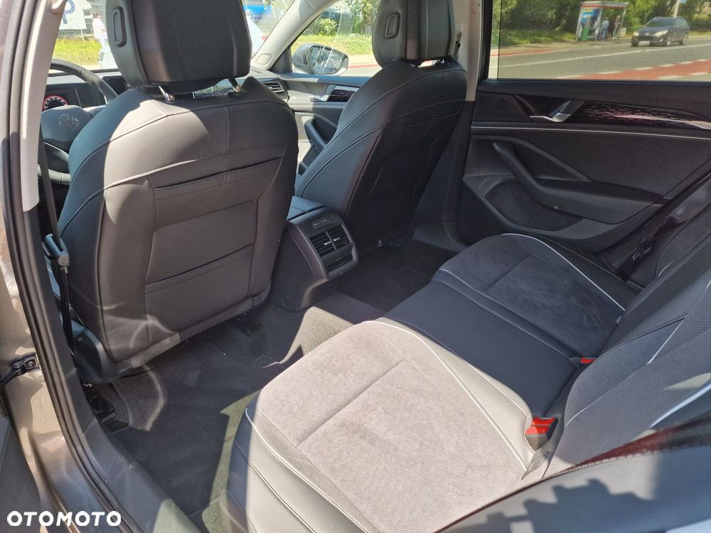 Volkswagen Passat Variant 1.5 TSI ACT mHEV Business DSG - 13