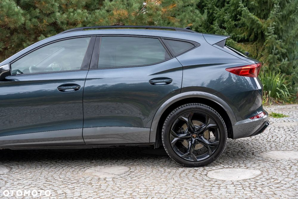 2022 Cupra Formentor VZ 1.4 e-Hybrid DSG, photograph 9