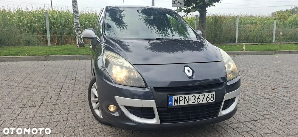 Renault Scenic 2.0 16V Privilege CVT - 23