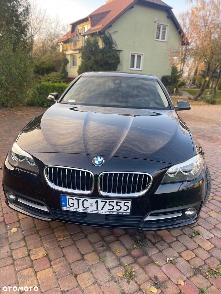 BMW Seria 5 525d xDrive Sport-Aut - 1
