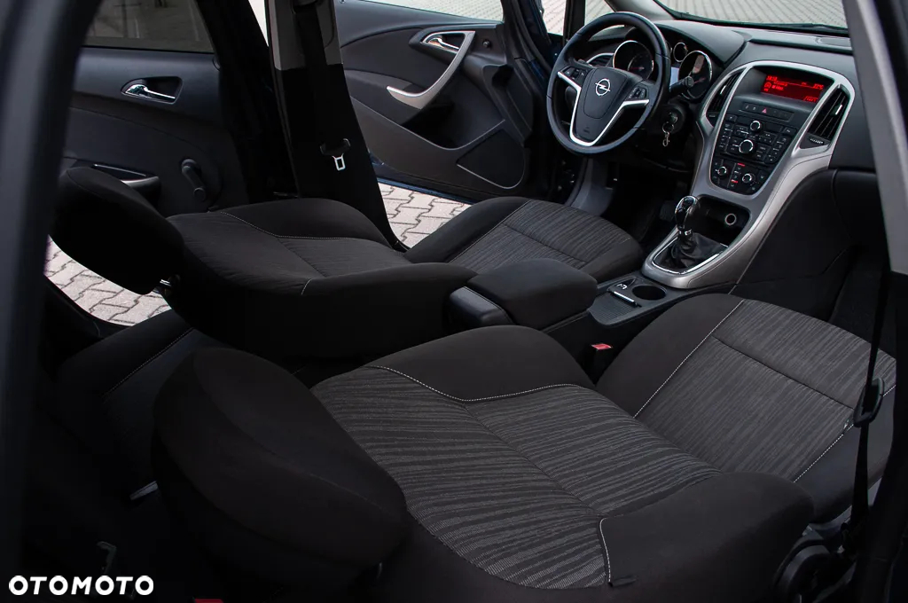 Opel Astra 1.4 EcoFLEX Edition - 24