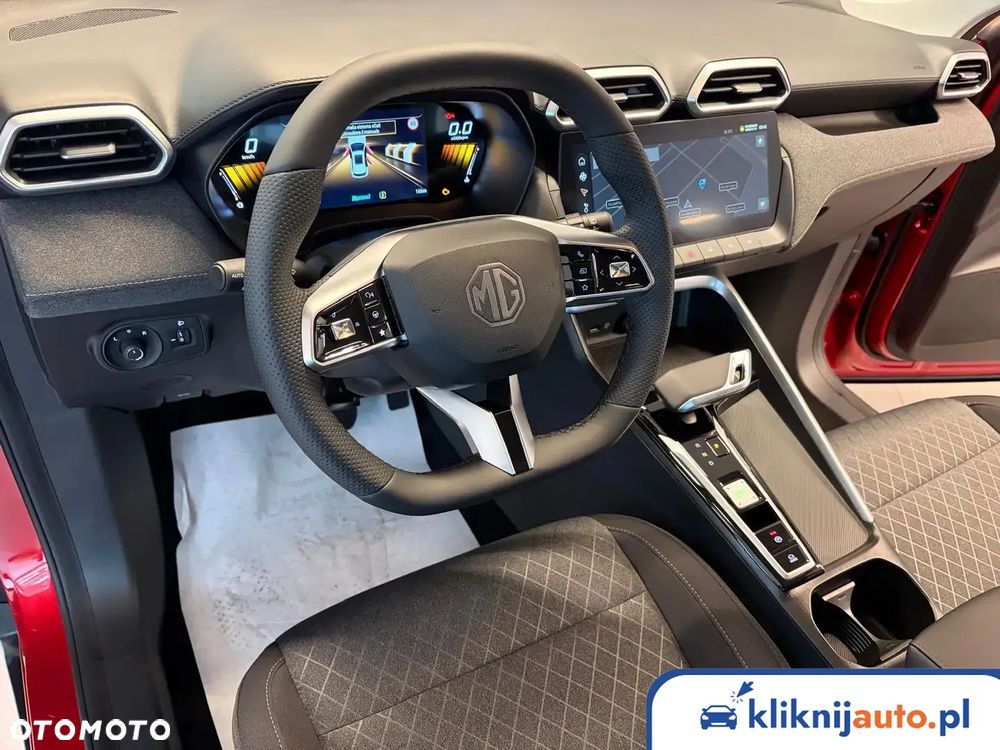 MG ZS 1.5 HEV+ Excite - 8