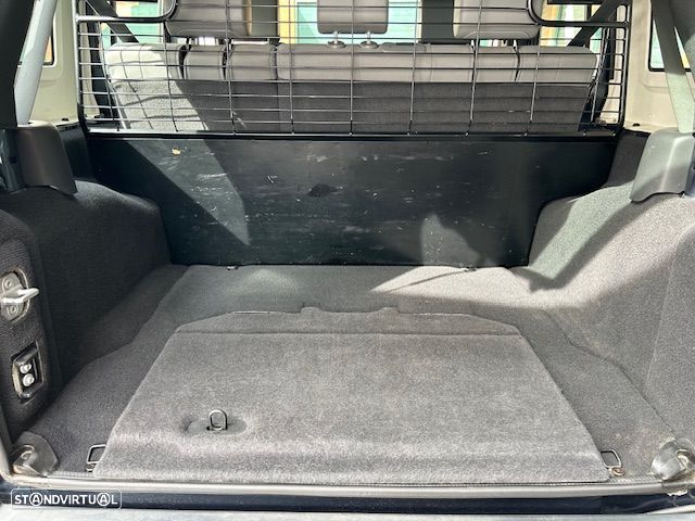 Jeep Wrangler Unlimited 2.8 CRD ATX Sahara Limited - 25