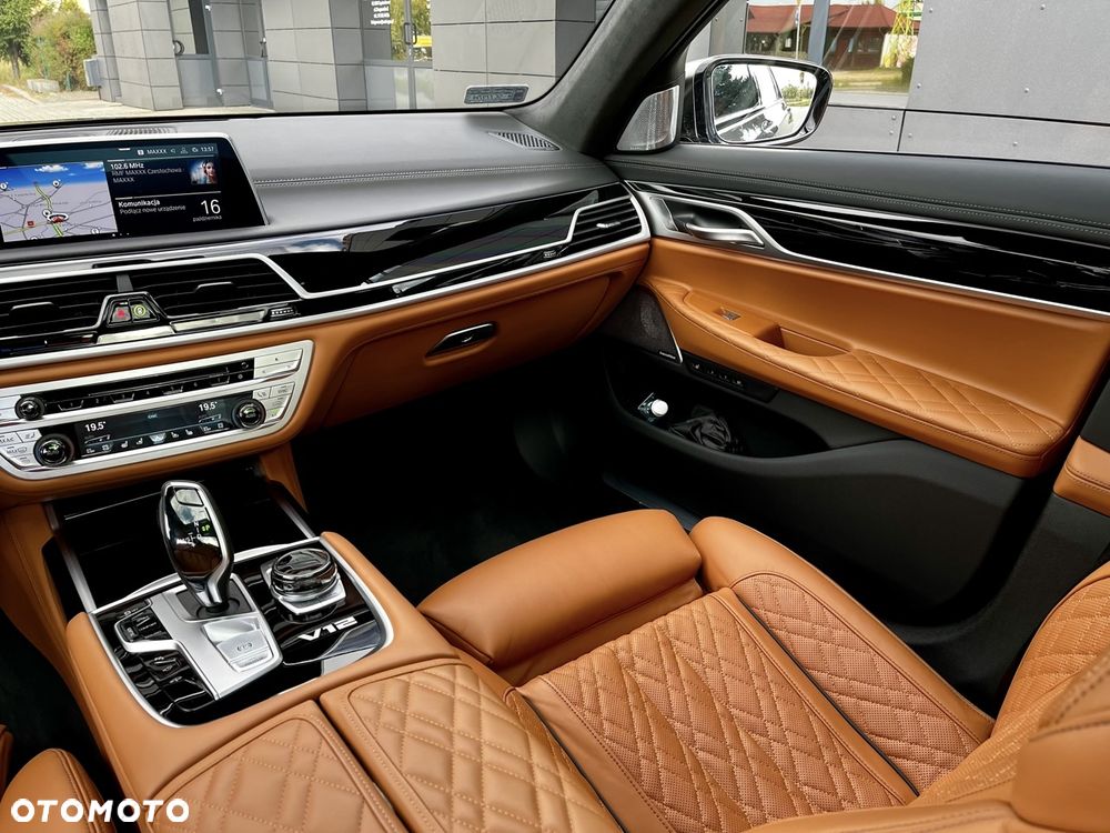 BMW Seria 7 - 18