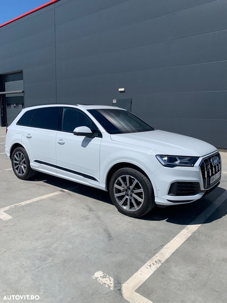 Audi Q7 Quattro 2.0 TFSI Panoramic - 2
