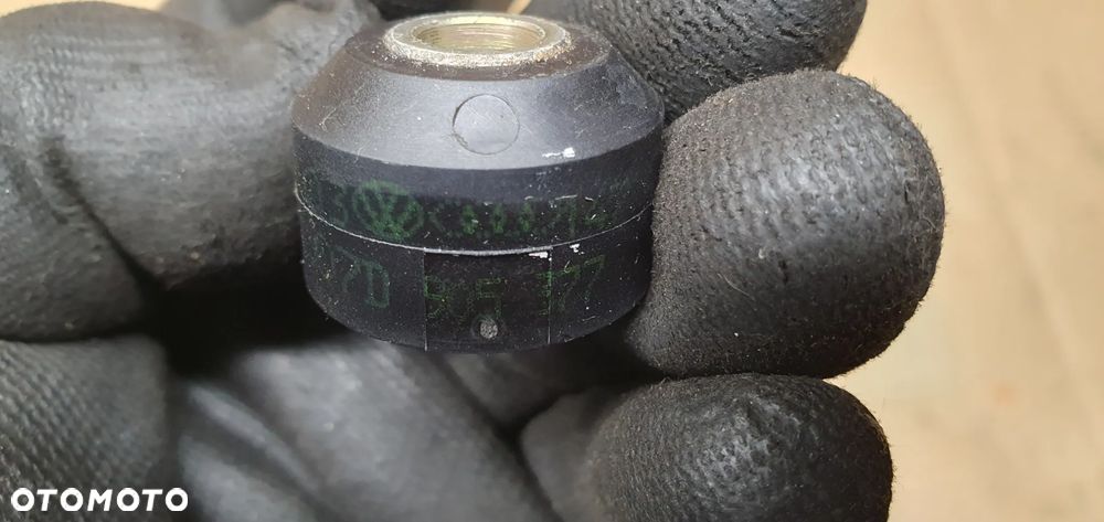 Czujnik stukowy spalania stukowego Audi A4 B6 1.6 07D905377 - 7