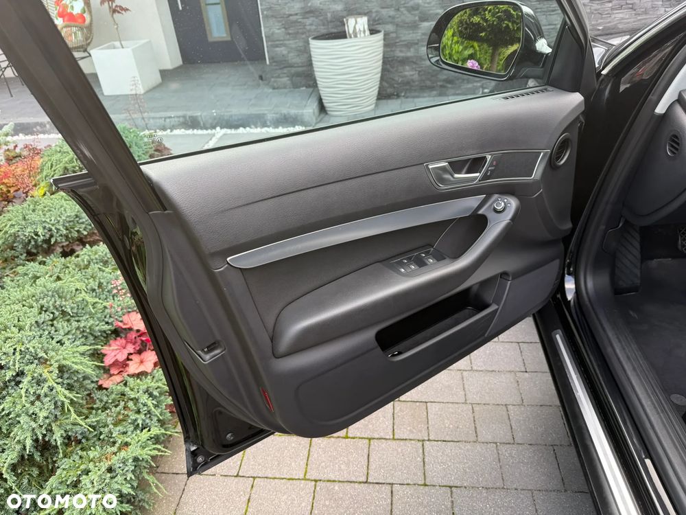 Audi A6 Avant - 13