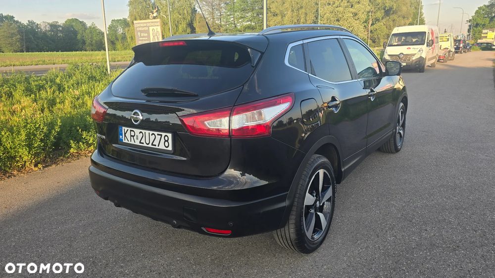 Nissan Qashqai 1.2 DIG-T N-Connecta EU6 - 3