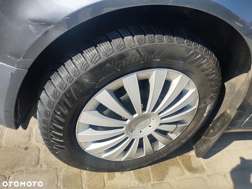 Audi A4 Avant 2.0 TDI DPF - 6