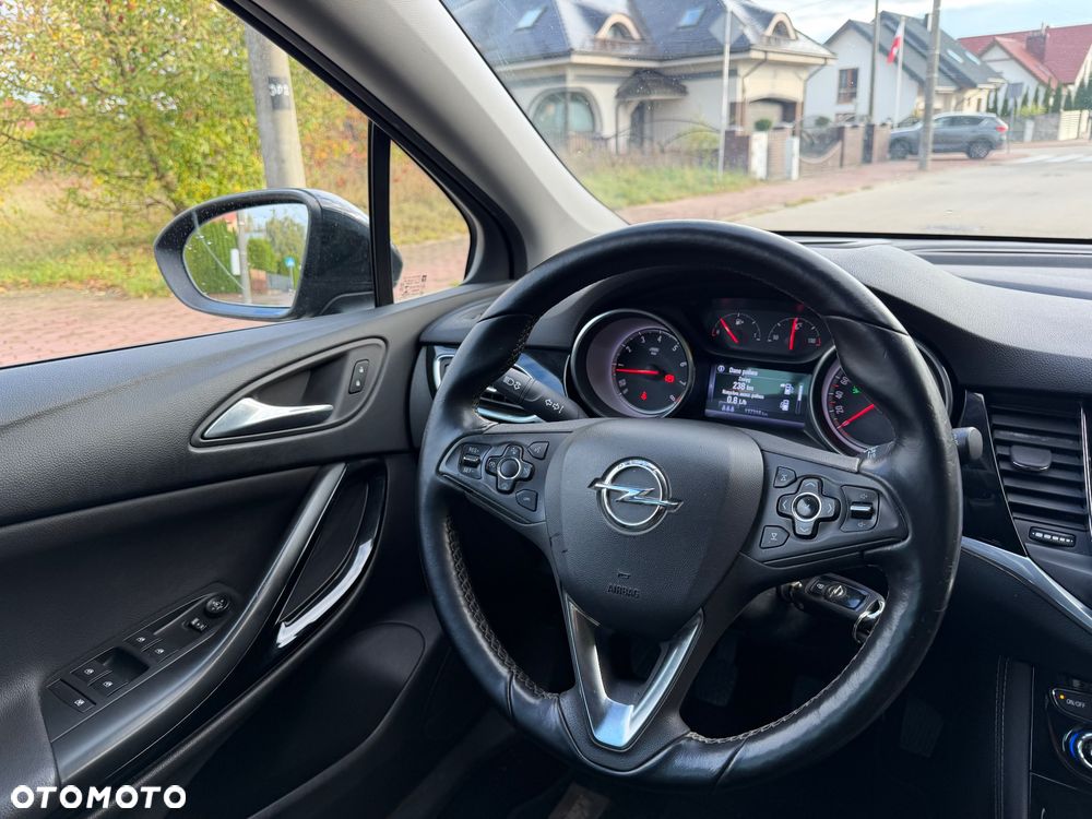 Opel Astra 1.4 Turbo Start/Stop Edition - 28
