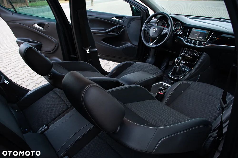 Opel Astra 1.4 Turbo Dynamic - 23