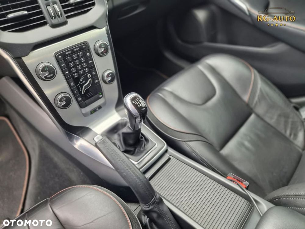 Volvo V40 - 32
